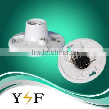 White e26 ceramic lamp base with switch