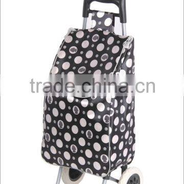 Folding shopping bag with wheel