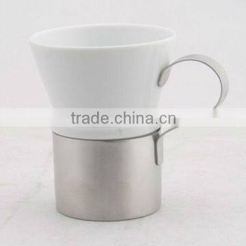 Porcelain cup with stainless steel base