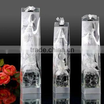 Decorative square essential oil glass reed diffuser bottles with pvc box wholesale