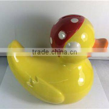 Painting big size ceramic duck piggy bank with handmade