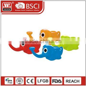 2016 hot sale eco-friendly cheap wholesale new design plastic kids watering can with handle for garden