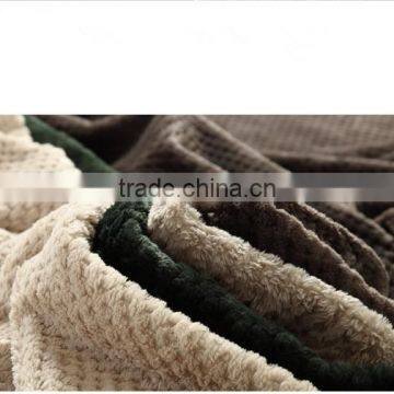2015 Hot Sale 100% Polyester Warm Fabric Home Textile Honeycomb Popcorn-Stitch Solid Waffle Weave Blanket photo-6