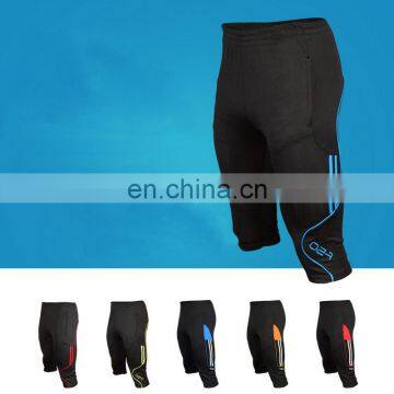 Wholesale soccer training cropped pants sports 100 polyester men short track pants