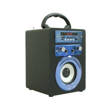 Hot-selling Wireless Speaker 800MAH Battery Wooden BT Speaker With Hand Hook Karaoke Function USB/AUX/TF Card photo-2