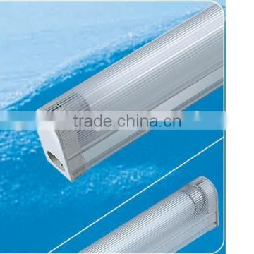 T5 electronic lamp fixture with plastic cover