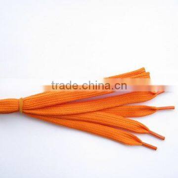 Bulk polyester shoelaces with plastic tips