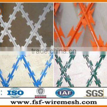 Low price concertina razor barbed wire/plastic barbed wire/barbed wire fence spools