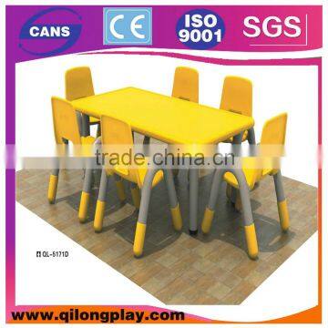 kindergarton plastic tables &chairs