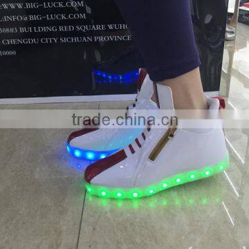 New Fashion LED Shoes for Wholesale Unisex Cool Shoes