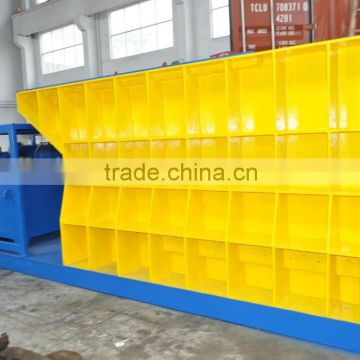 Horizontal Metal Shear for Outdoor Using