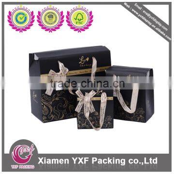 Ribbon handle black paper box