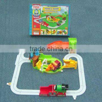 10100973 mini train set with house and helicopter