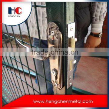 China Exporter Free Sample Curvy Welded Wire Mesh Fence photo-6