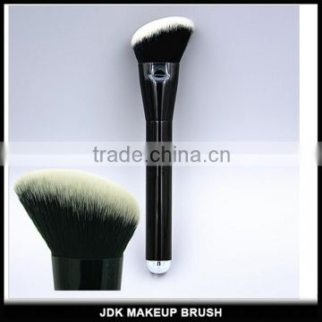 High QualitySynthetic Hair Angled Blush Brush/Professional Makeup brush manufacturer