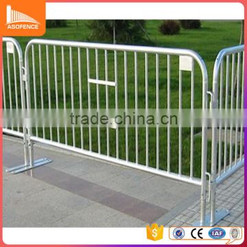 2017 New design wholesale price galvanized steel barricade