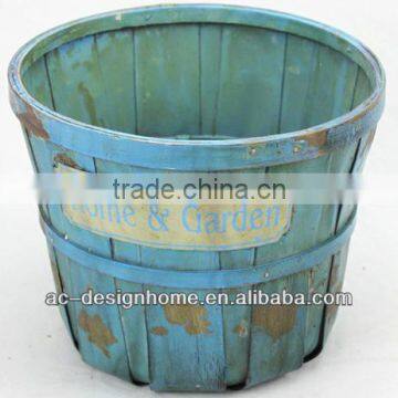 BLUE WASH ROUND HOME & GARDEN BAMBOO CHIP BASKET
