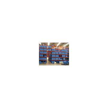 Heavy duty pallet racking