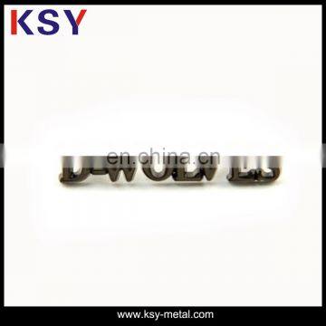 Gunmetal plaitng metal jeans label