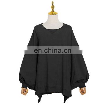 TWOTWINSTYLE Loose Korean White Sweatshirt For Women O Neck Batwing Sleeve Side Split Casual