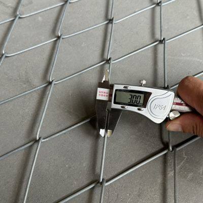 Factory Sale G65/4 Slope Protection Mesh Reinforced Grid Chain Link Plain Weave Woven Technique for Underground Open Pit Mining photo-4