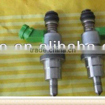 Fuel Injector/injection Nozzle for Toyota Gaia 2001 1AZ-FSE 23209-28070/ 23250-28070
