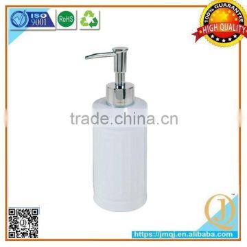 white manual Home Cheapest hand bathroom accessories liquid plastic soap dispenser with chrom pump