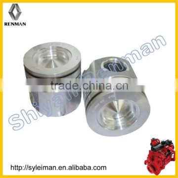 DCEC ISDe auto piston in engine 4955337