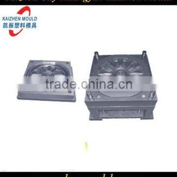 Huangyan injection plastic auto hub cap mould supplier