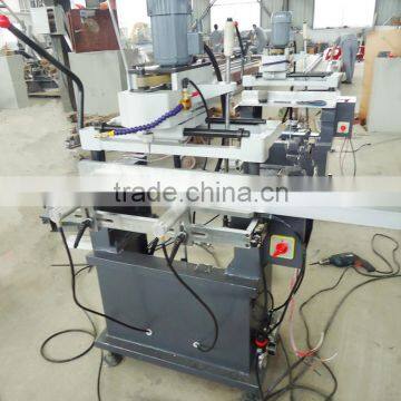 Hot Machinery Automatic Aluminum Window and Door Corner Key Cutting Saw photo-2