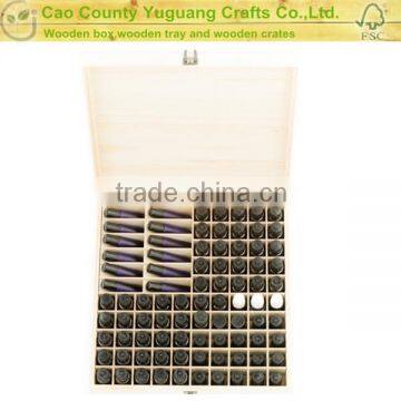 Perfect Essential Oils Case for Traveling and Presentation