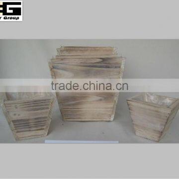 rsquare antique with wash wood planter