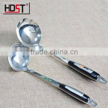 18/0 stainless steel cheap & durable kitchenware/Normal black plastic handle kitchenware