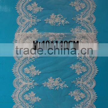 Customized Modern Design Wedding Table Cloth photo-3