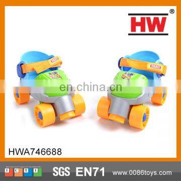 Four-weel boys roller derby skates