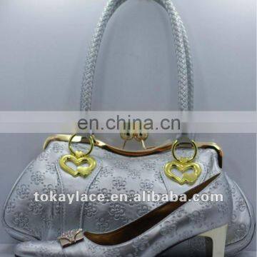 2013 fashion ladies party shoes and bag set