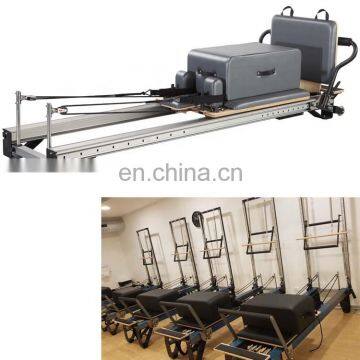 Лечебный комплекс оборудования. Индийский полу-трапециевидный столик, алюминиевская кровать с башней. Продается в Мельбурне. Прибор для пилатес-реформера photo-2