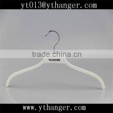 CY-279 white small size cute baby wooden hangers for clothes wholesale