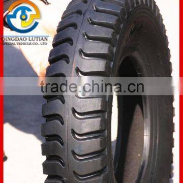 2015 New Design High Performance Motocycle Tire 300-18
