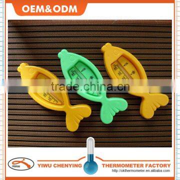 baby bath plastic water thermometer w/ fish shape color option and red liquid kerosene filled cheap item accurate read temp.