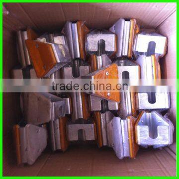 road guardrail trapezoid delineator reflector