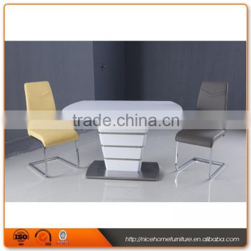 Modern no scratch high gloss dining table designs