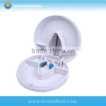 wholesale round shaped pharmacy plastic pill box with cutter                        
                                                Quality Choice