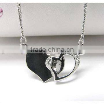 White Gold Plating Crystal Stud Dual Heart Link Necklace