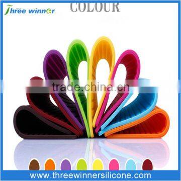 Wholesale hot sales dinner silicone cup mat