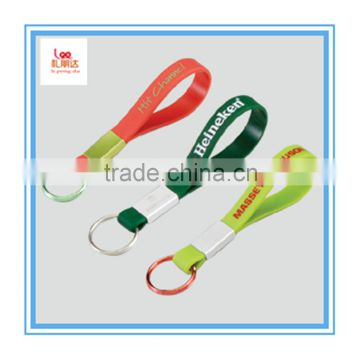 Manufacture best price promotional custom silicone keychain bracelets, promotional custom silicone keychain with key rings