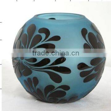 Blue round flowers galle vases