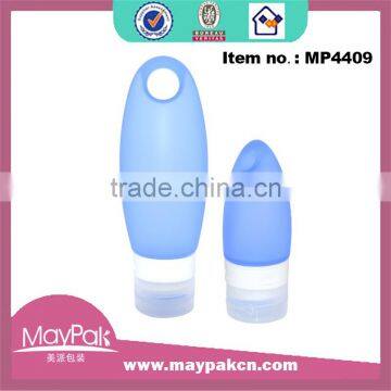 silicone bottle for cosmetics when traveling with a hook MP4409