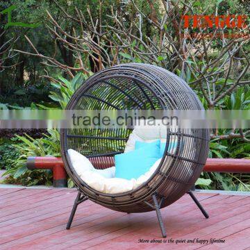 TG15-0265 New season large rattan furniture round ball shape rattan bed