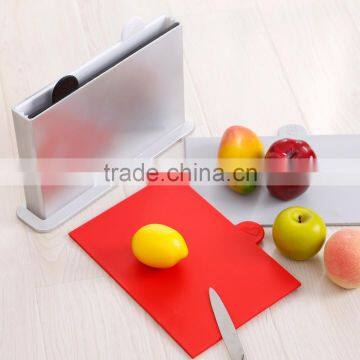 4pcs plastic cutting board set with holder for Kitchen